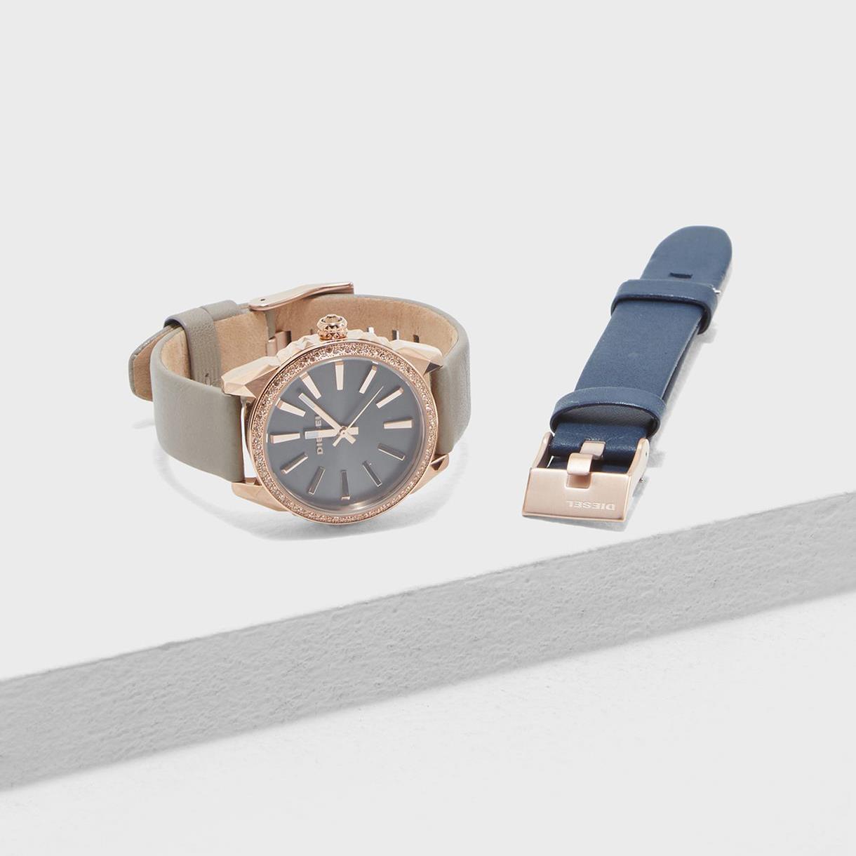 ساعت مچی زنانه دیزل DZ5563