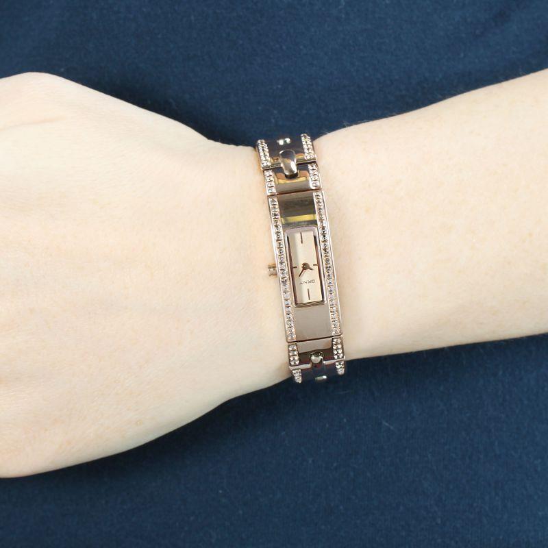 ساعت مچی زنانه دی کی ان وای NY2176