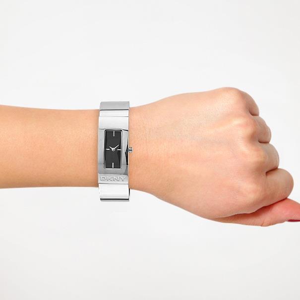 ساعت مچی زنانه دی کی ان وای NY8851