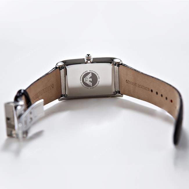 ساعت مچی مردانه امپریو آرمانی AR2030