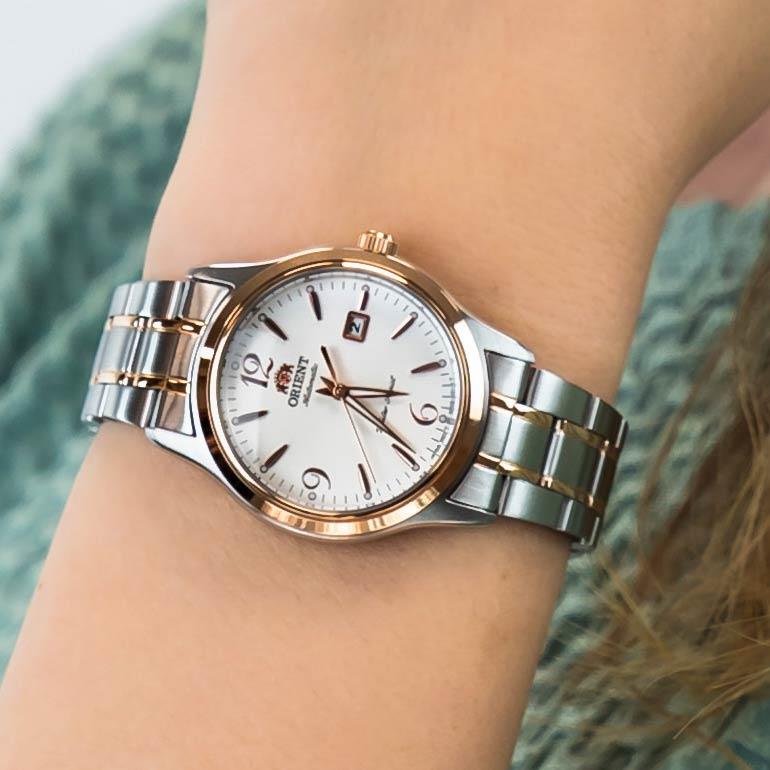 ساعت مچی زنانه اورینت FNR1Q002W0