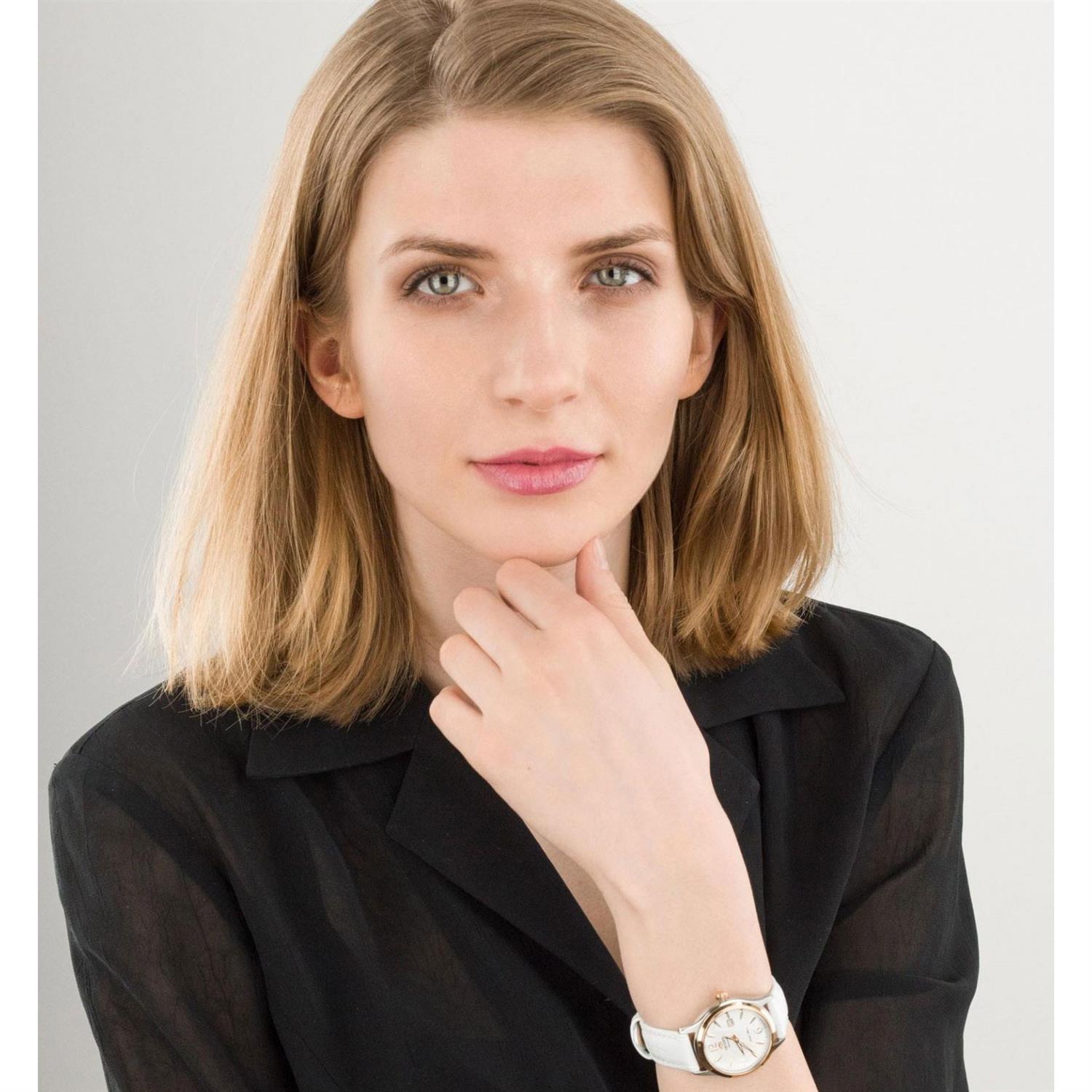 ساعت مچی زنانه اورینت FNR1Q003W0