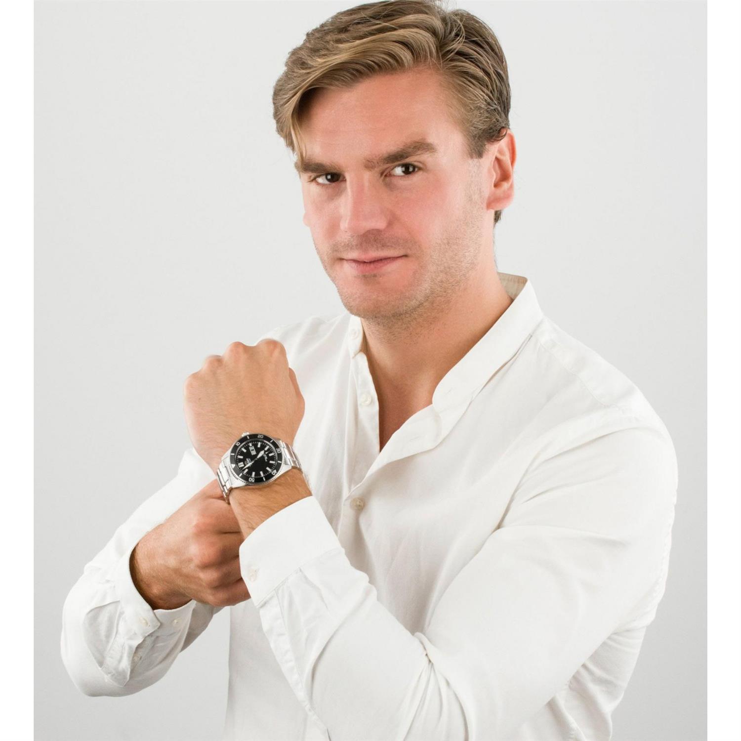 ساعت مچی مردانه اورینت RA-AA0008B19B