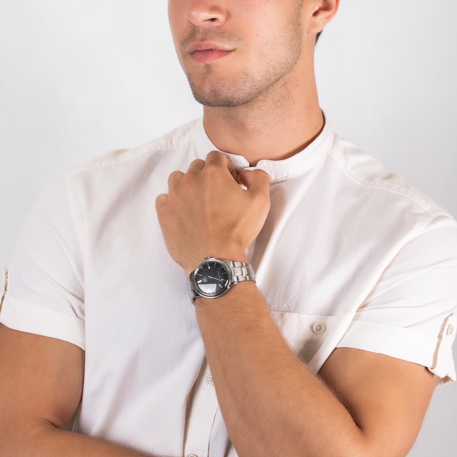 ساعت مچی مردانه اورینت RA-AC0006B10B