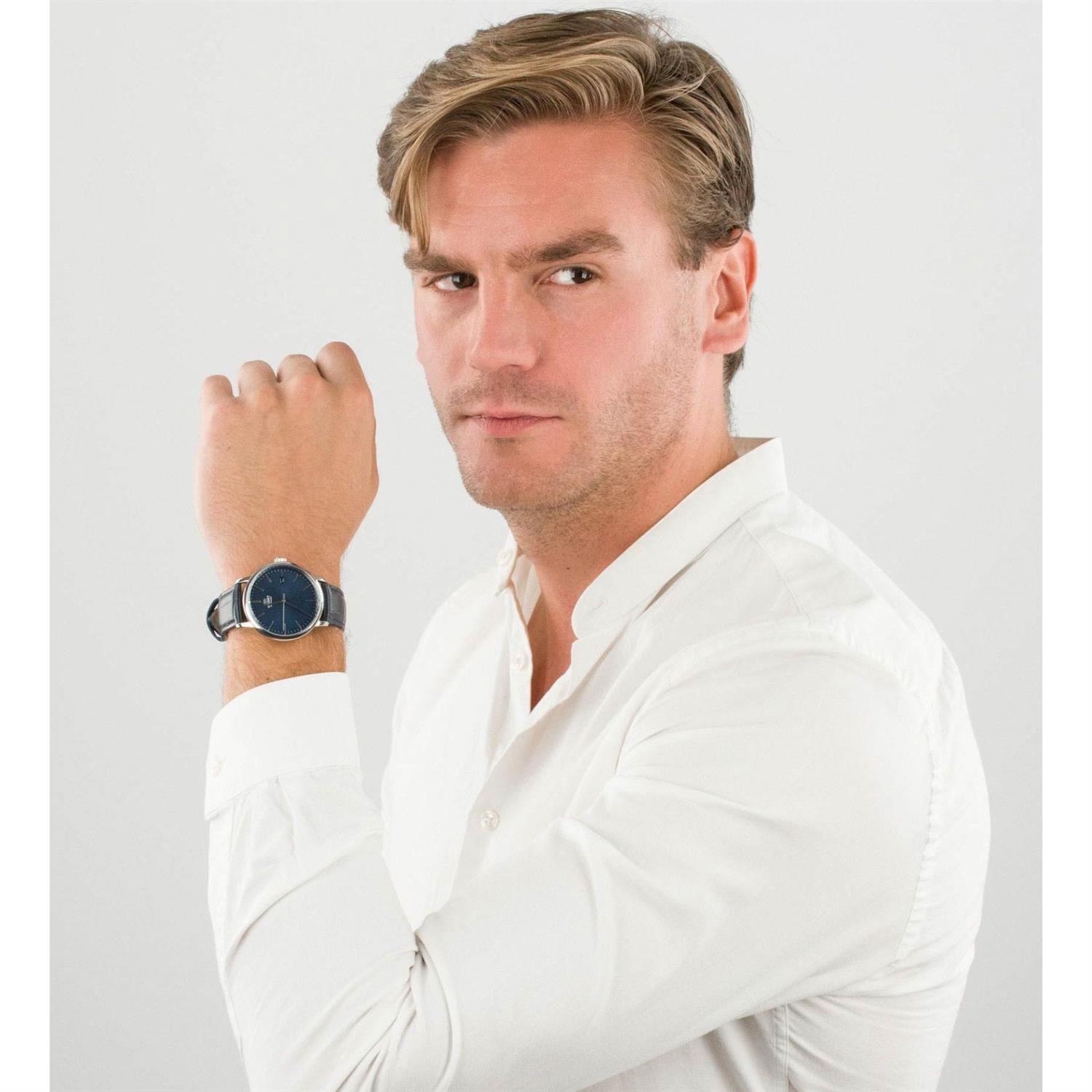 ساعت مچی مردانه اورینت RA-AC0E04L10B