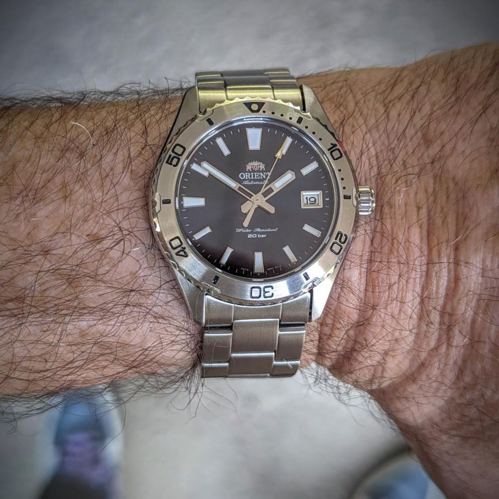 ساعت مچی مردانه اورینت RA-AC0Q02L0