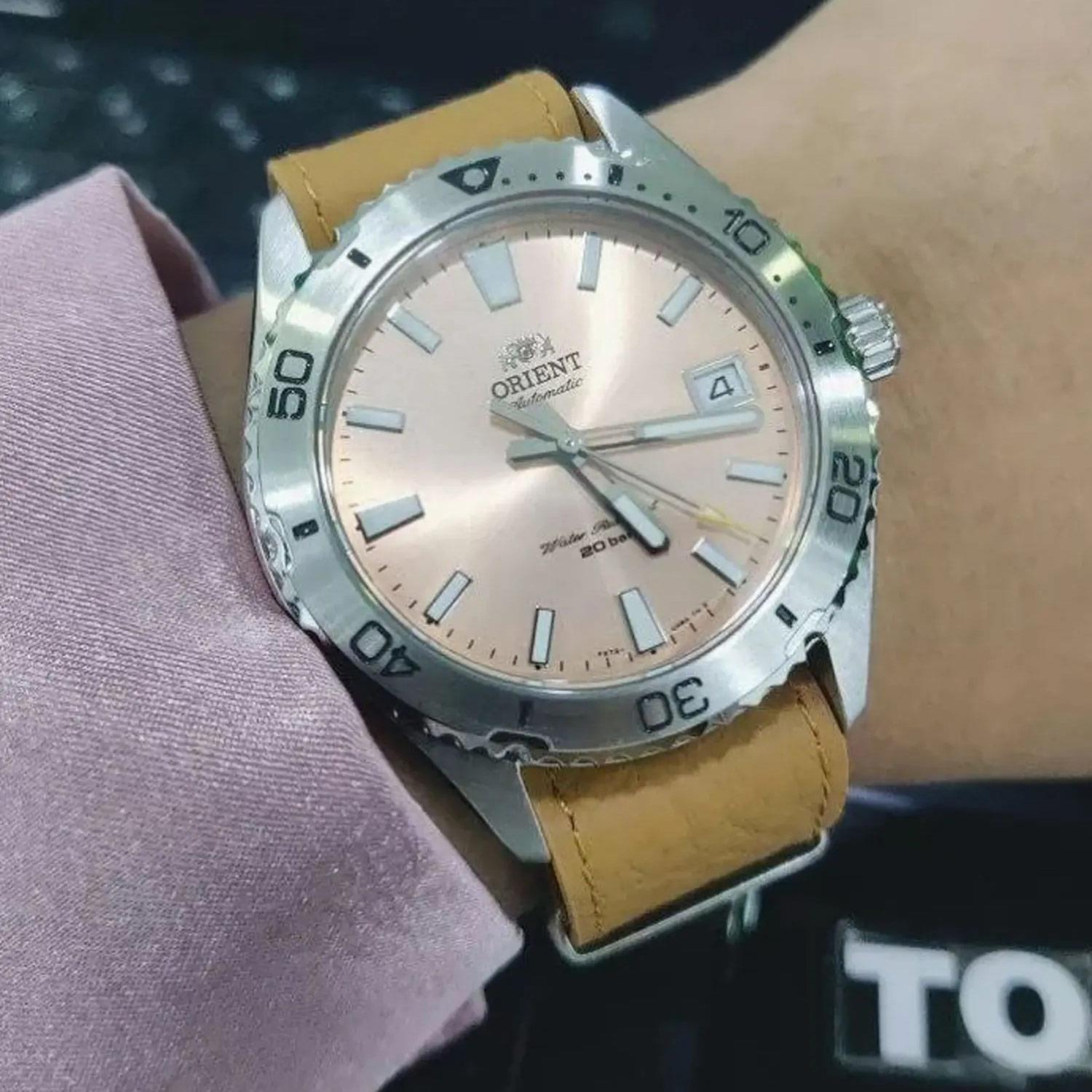 ساعت مچی مردانه اورینت RA-AC0Q05P0