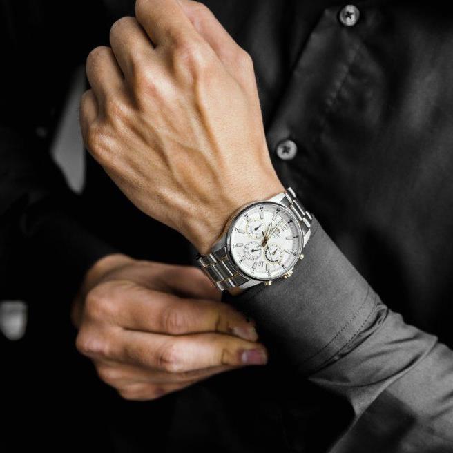 ساعت مچی مردانه اورینت RA-KV0003S10B