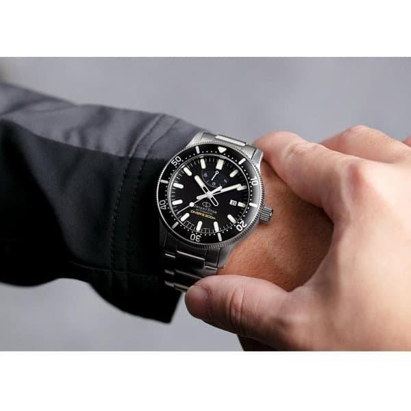 ساعت مچی مردانه اورینت RE-AU0301B00B