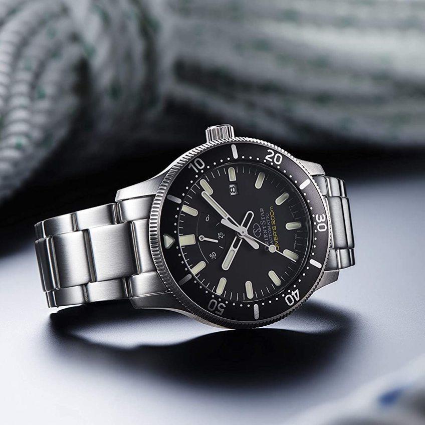 ساعت مچی مردانه اورینت RE-AU0301B00B