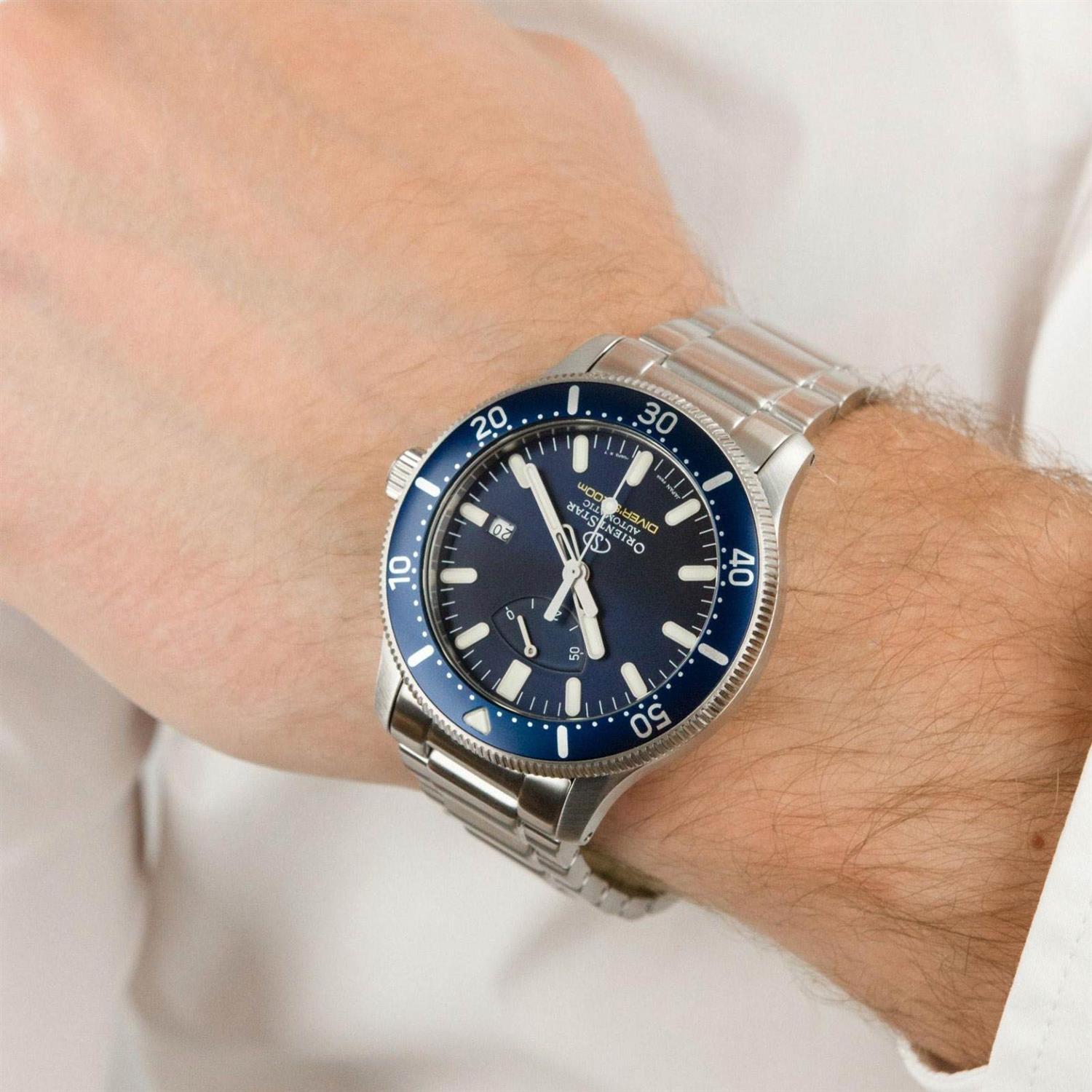 ساعت مچی مردانه اورینت RE-AU0302L00B