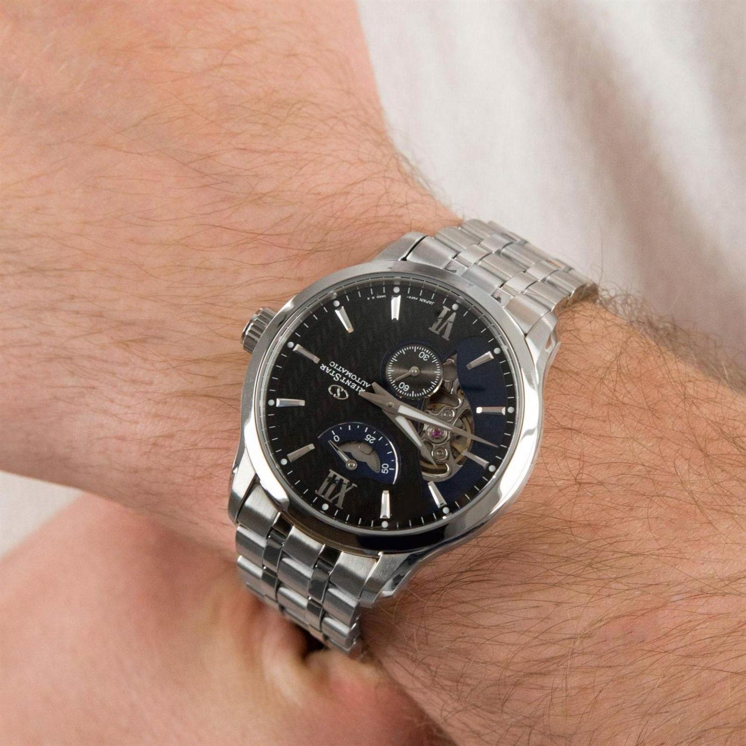 ساعت مچی مردانه اورینت RE-AV0B03B00E