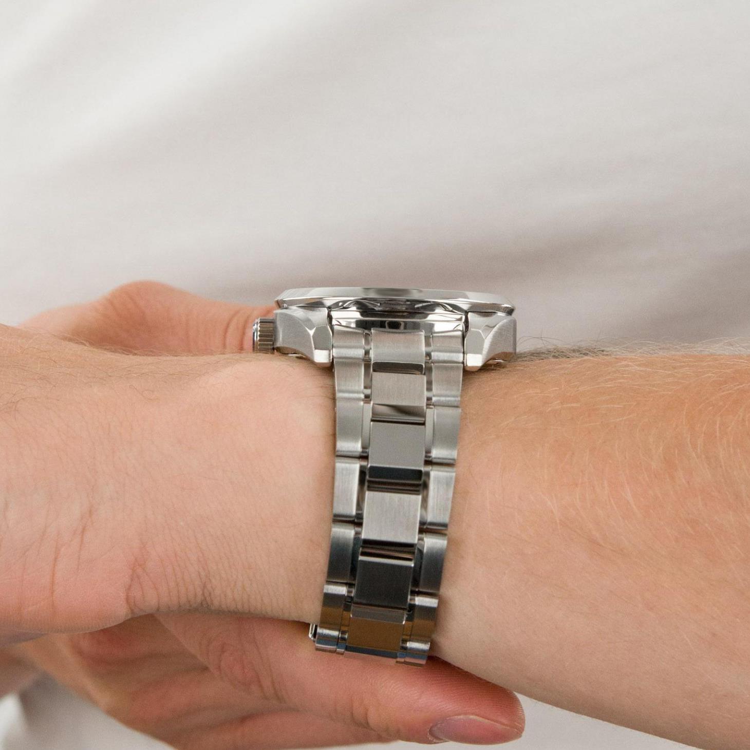 ساعت مچی مردانه اورینت RE-AY0005A00B