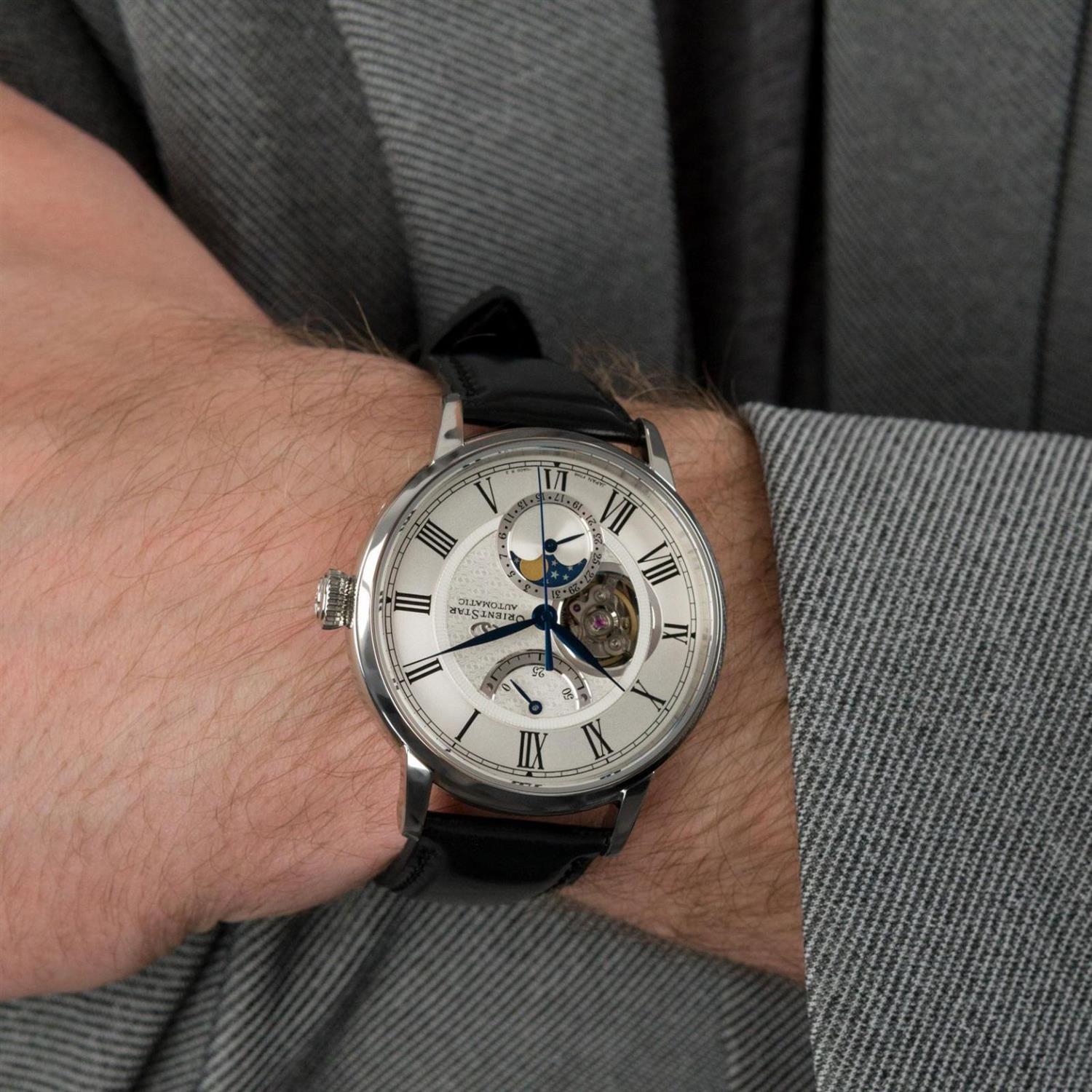 ساعت مچی مردانه اورینت RE-AY0106S00B