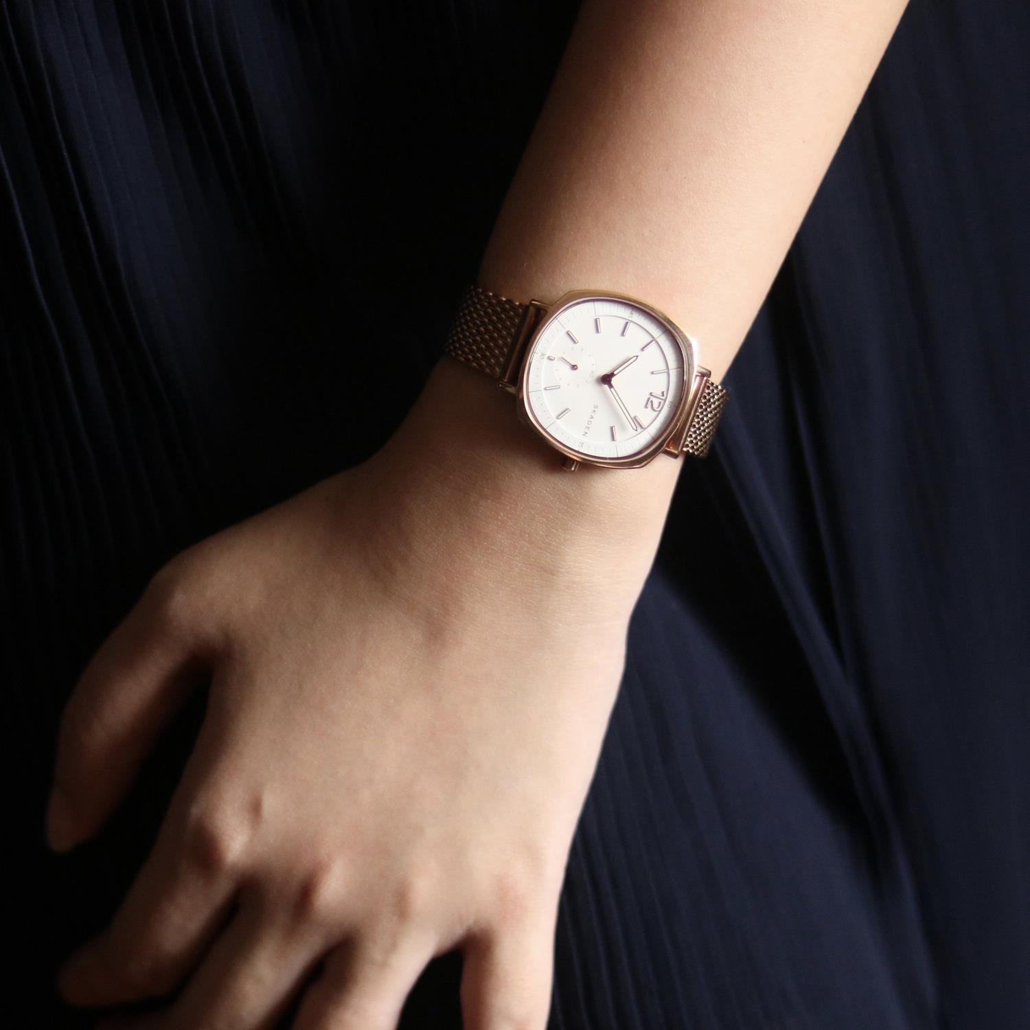 ساعت مچی زنانه اسکاژن SKW2401